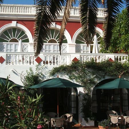 Hotel Del Almirante Es Castell  Buitenkant foto